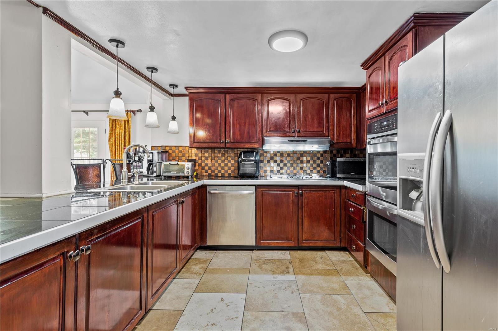 Mayer Wedgwood Green Pheasant Run - Residential