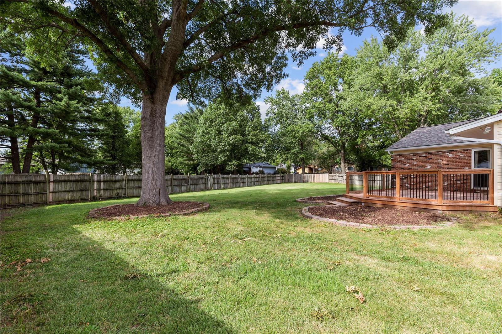 Mayer Wedgwood Green Pheasant Run - Residential