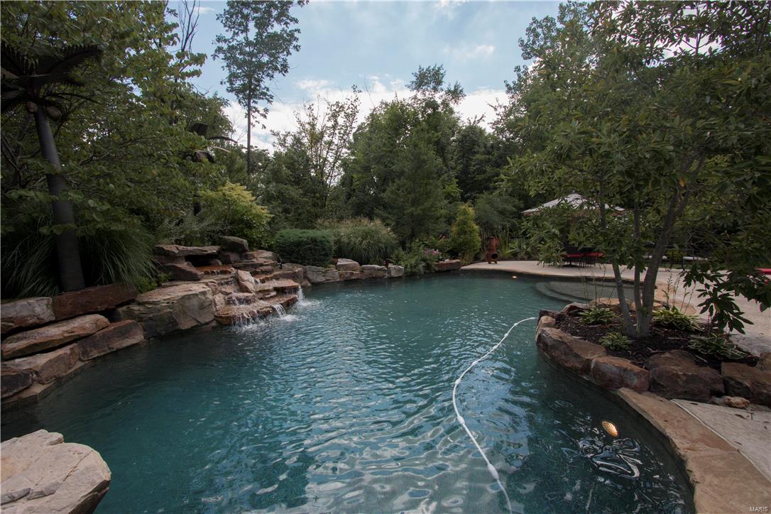 Topping Woods Estates - Residential