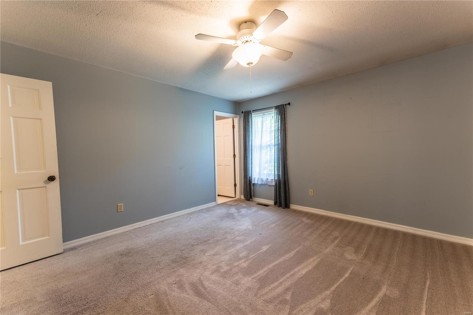 New England Village 2 - Residential