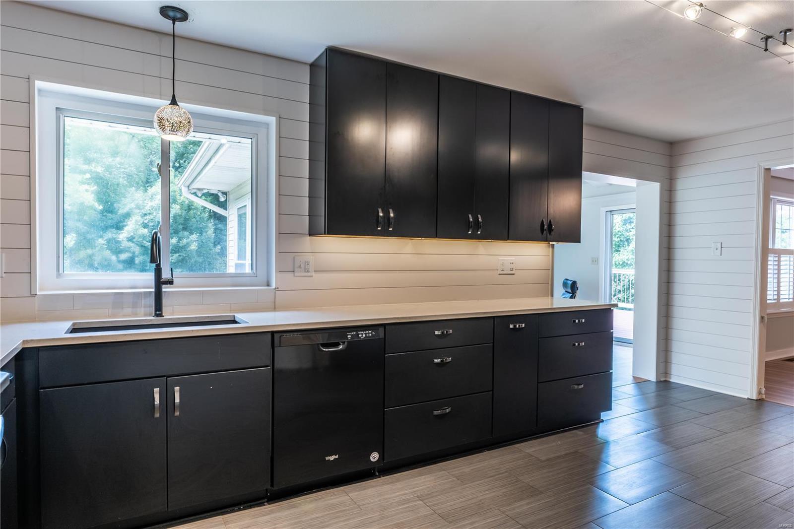 New England Village 2 - Residential