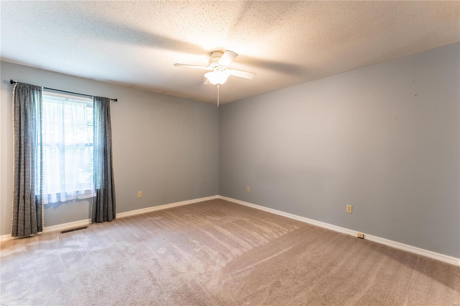 New England Village 2 - Residential