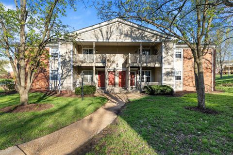 9138 Wrenwood Lane St Louis MO 63144
