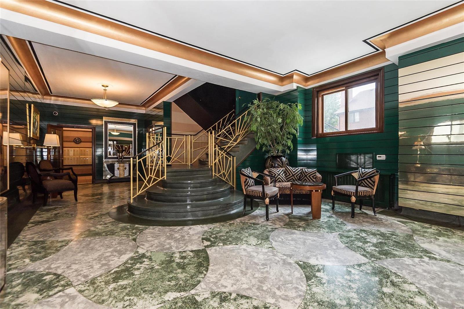 Pierre Chouteau Condos - Residential