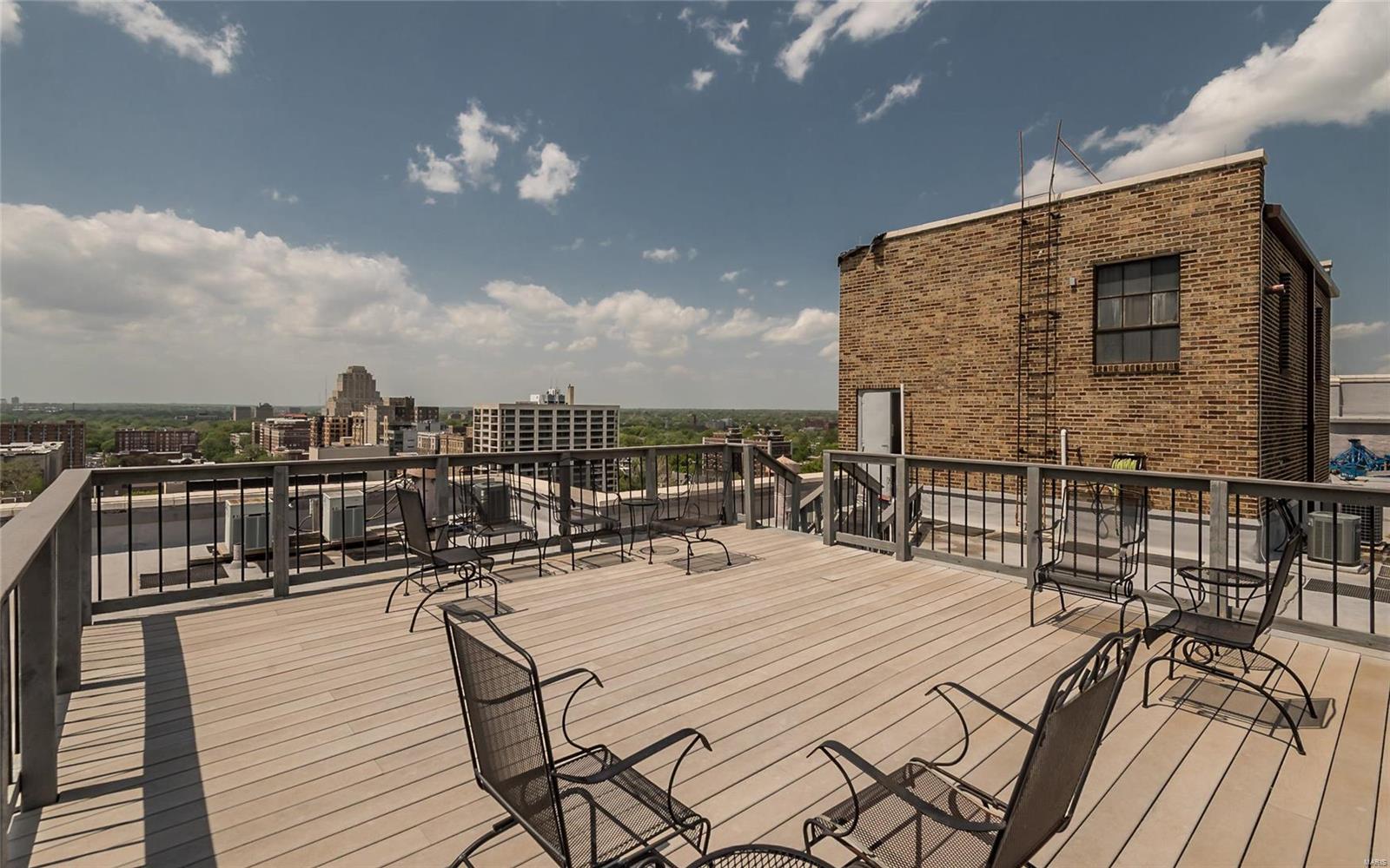 Pierre Chouteau Condos - Residential