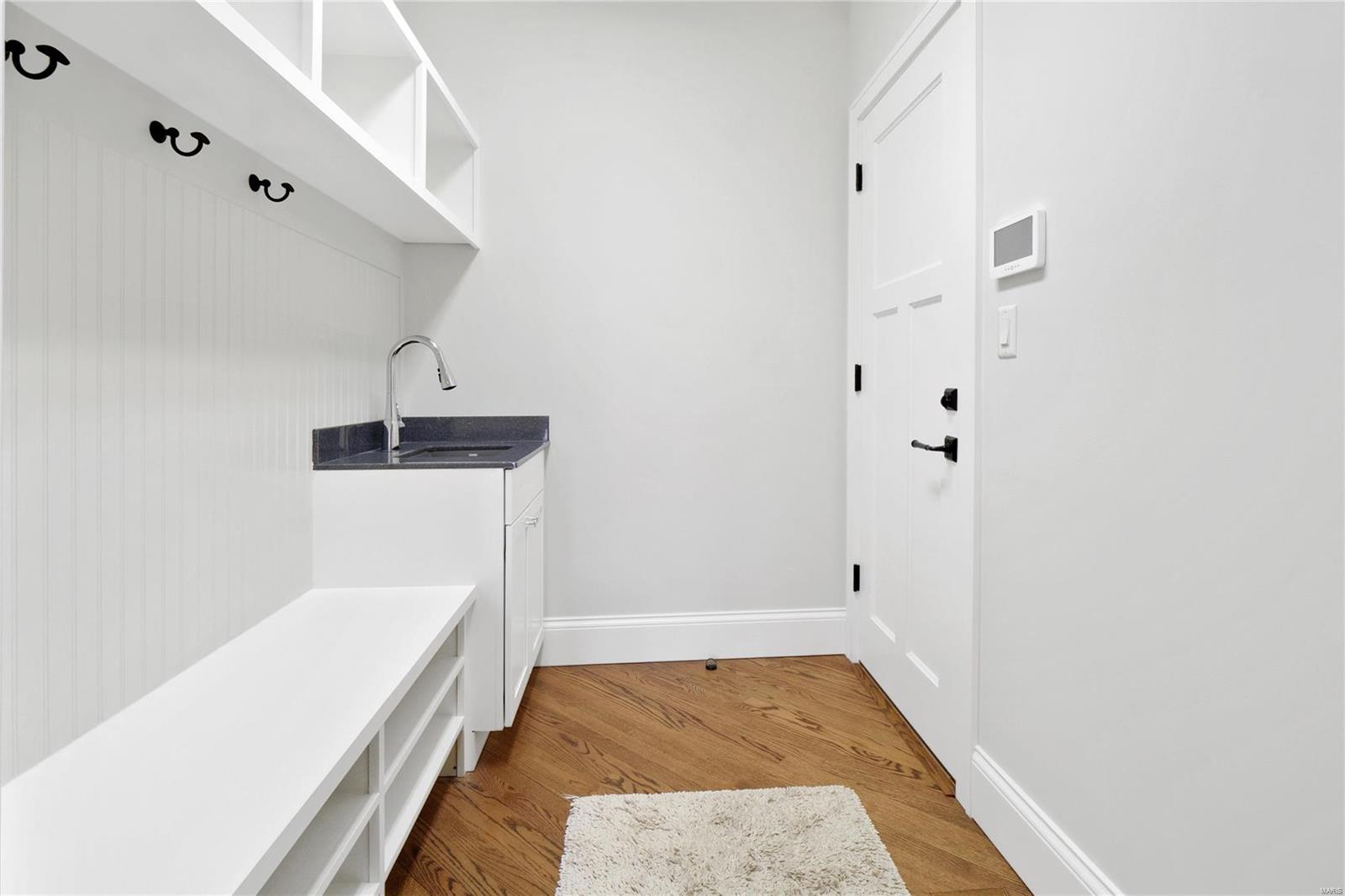 Willows Condo The - Residential