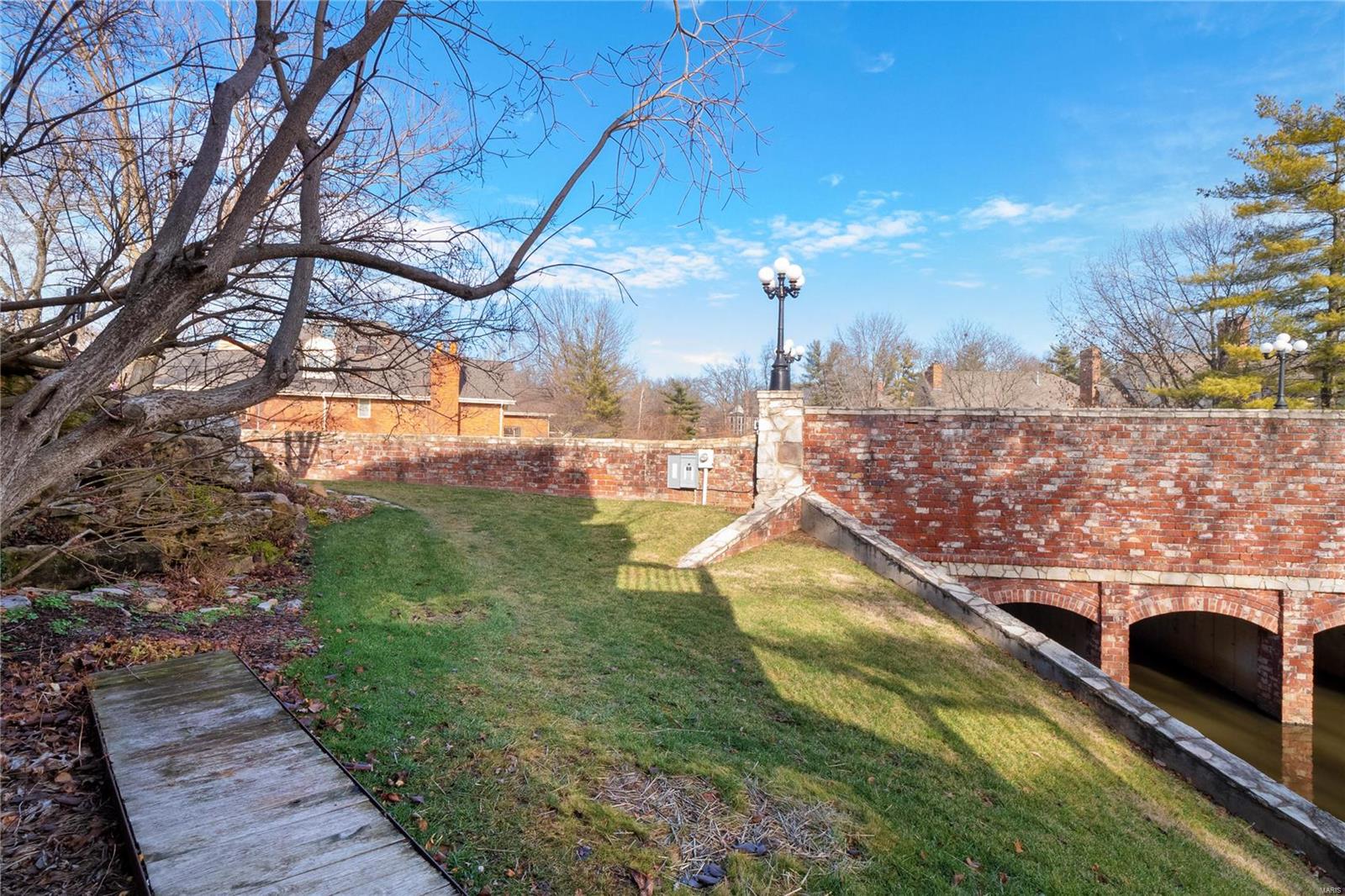 Willows Condo The - Residential