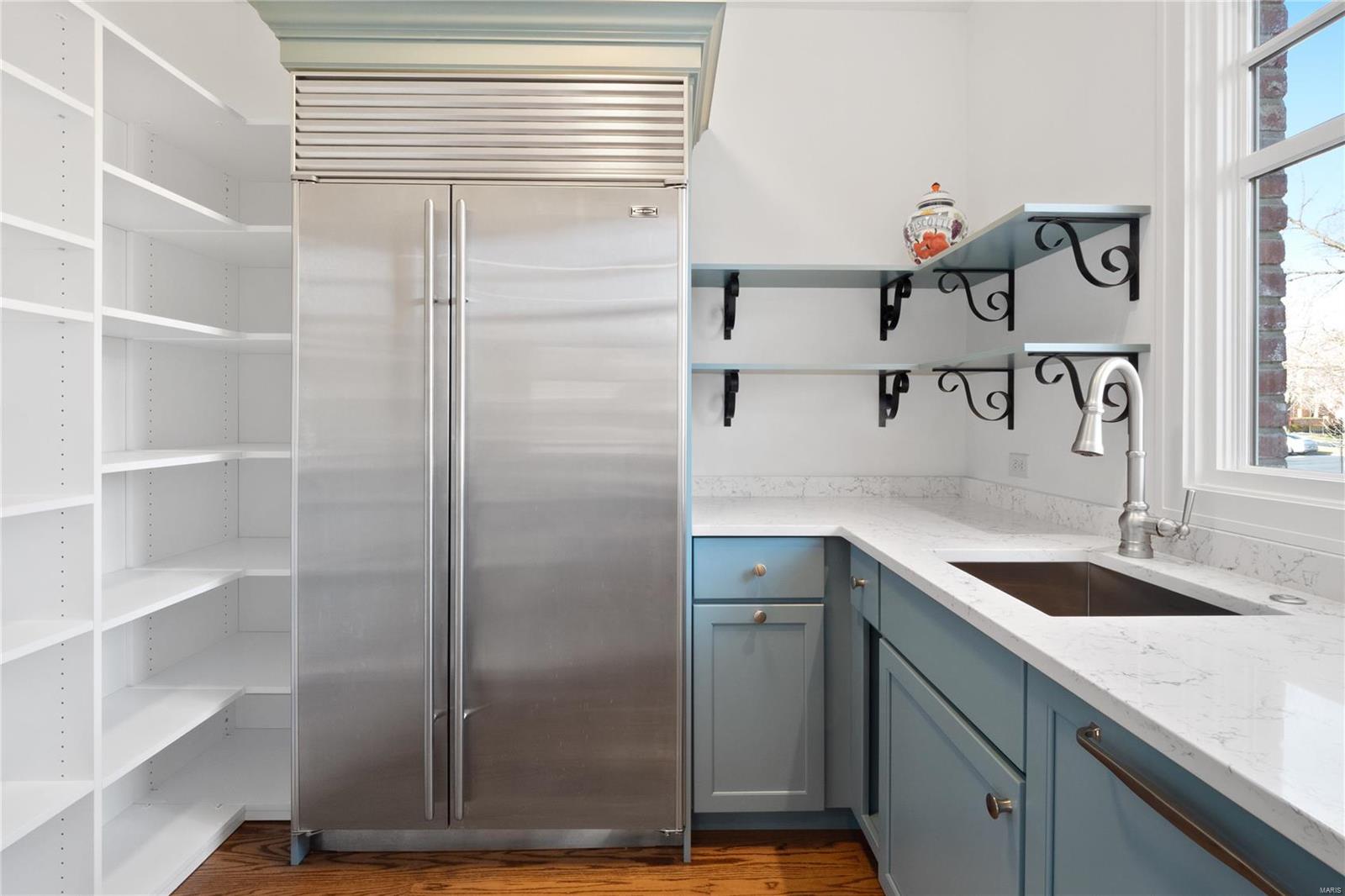 Willows Condo The - Residential