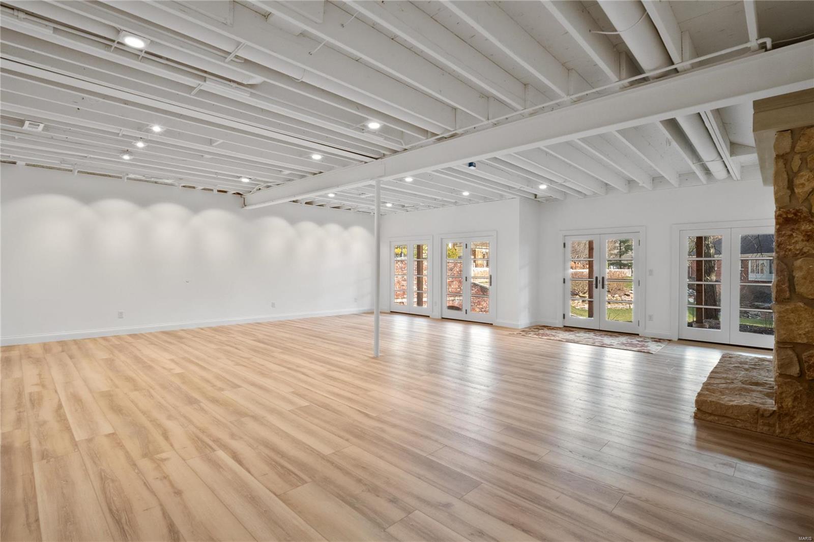 Willows Condo The - Residential