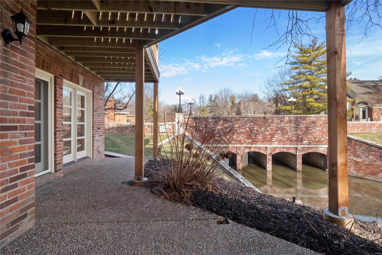 Willows Condo The - Residential