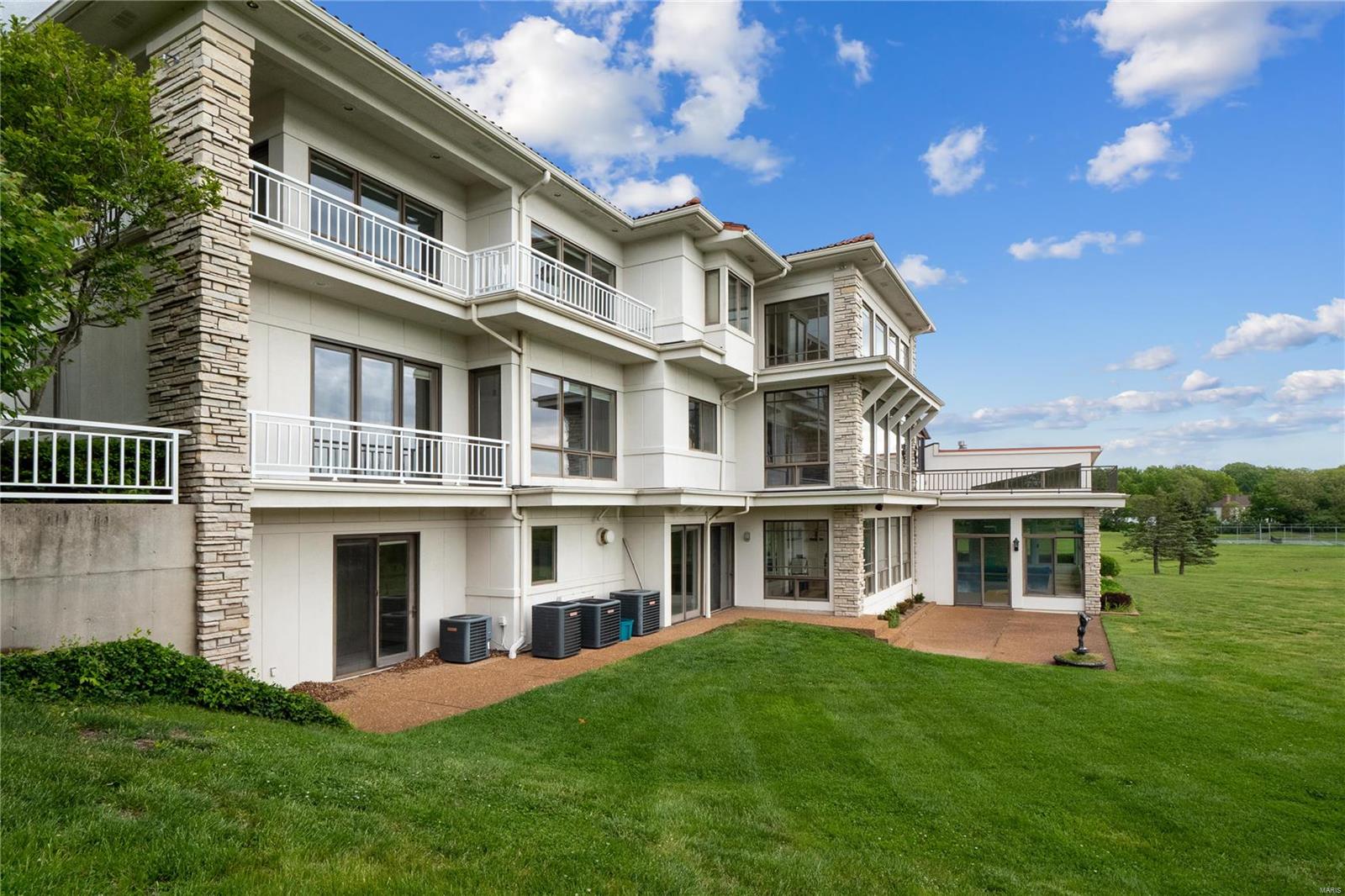 Camfield Square - Residential