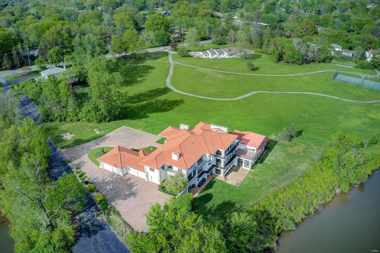 Camfield Square - Residential