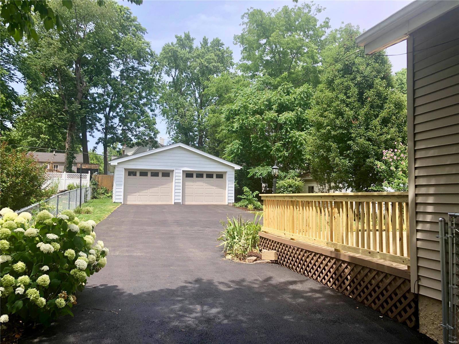 St Louis, Missouri 63144, United States, 2 Bedrooms Bedrooms, ,1 BathroomBathrooms,Residential,Active,106175