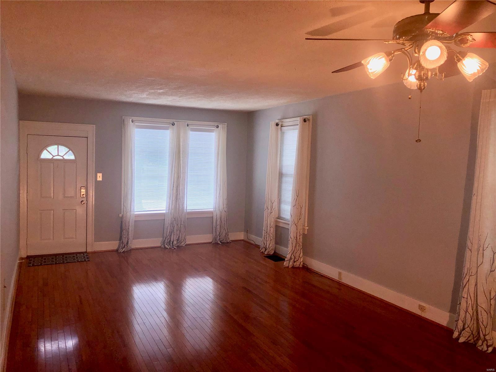 St Louis, Missouri 63144, United States, 2 Bedrooms Bedrooms, ,1 BathroomBathrooms,Residential,Active,106175