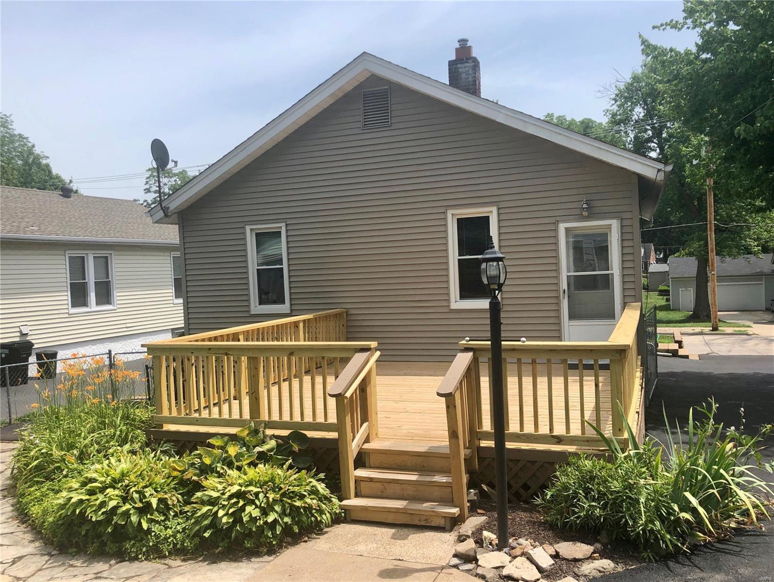 St Louis, Missouri 63144, United States, 2 Bedrooms Bedrooms, ,1 BathroomBathrooms,Residential,Active,106175