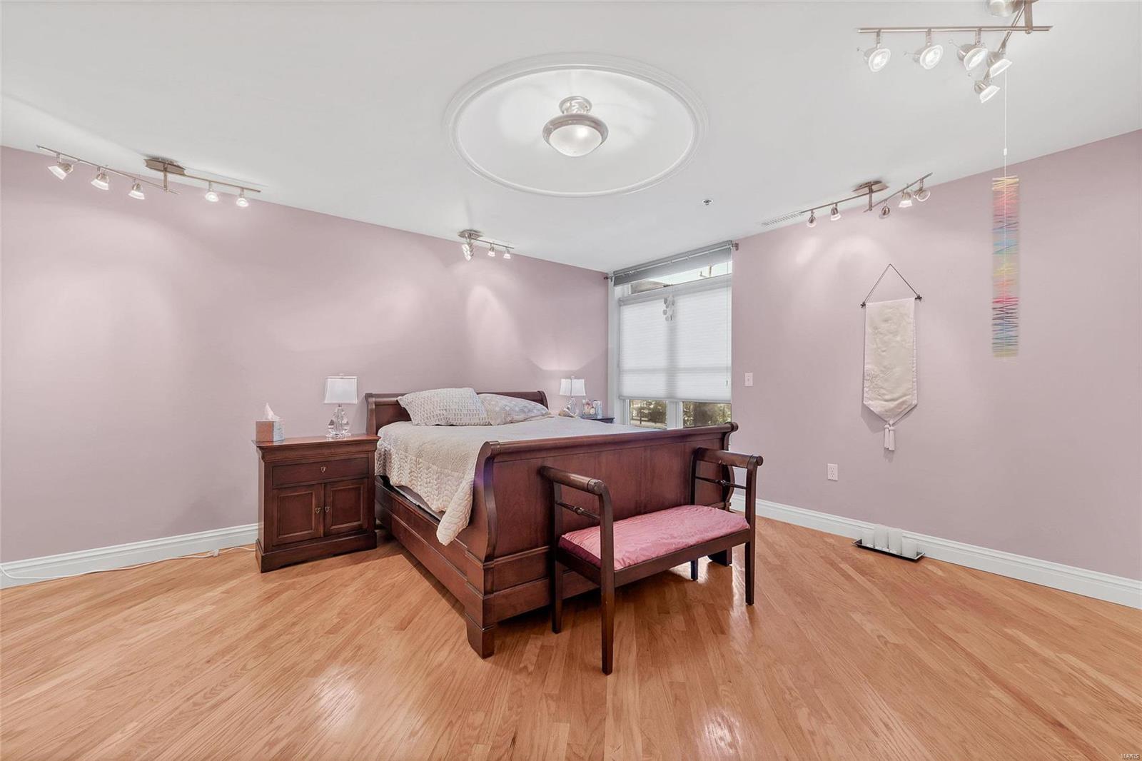 Claymont Place Condo First - Residential