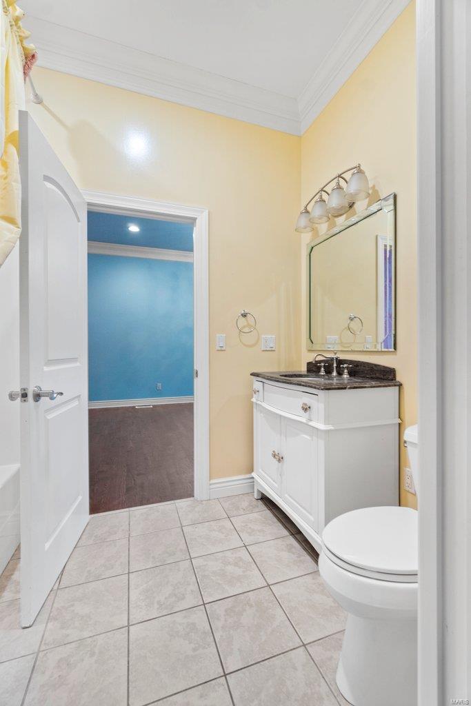 Windwood Lake Estate - Residential