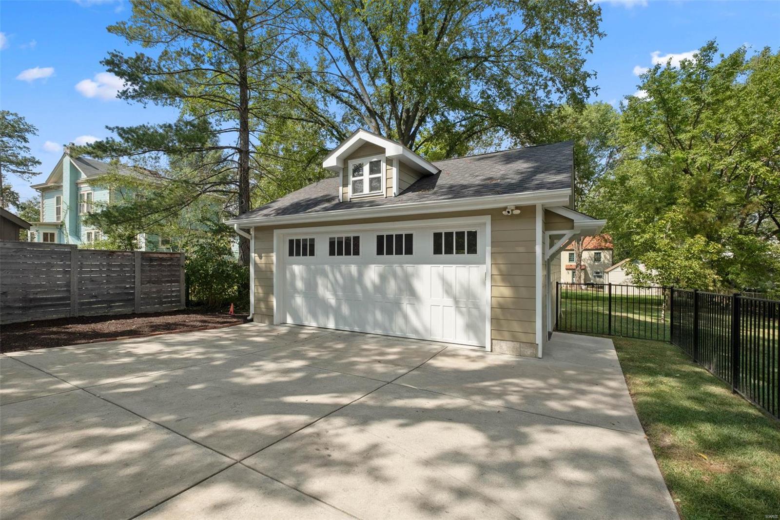 East Kirkwood Blk Pt C & Sec 6-44-6 - Residential