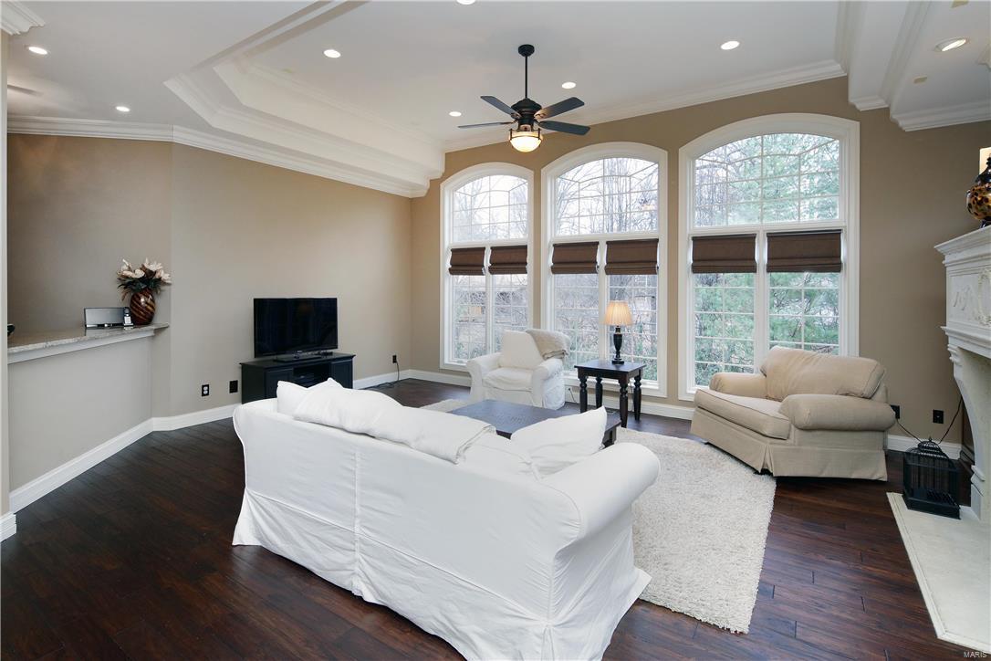 Ladue Court Villas - Residential