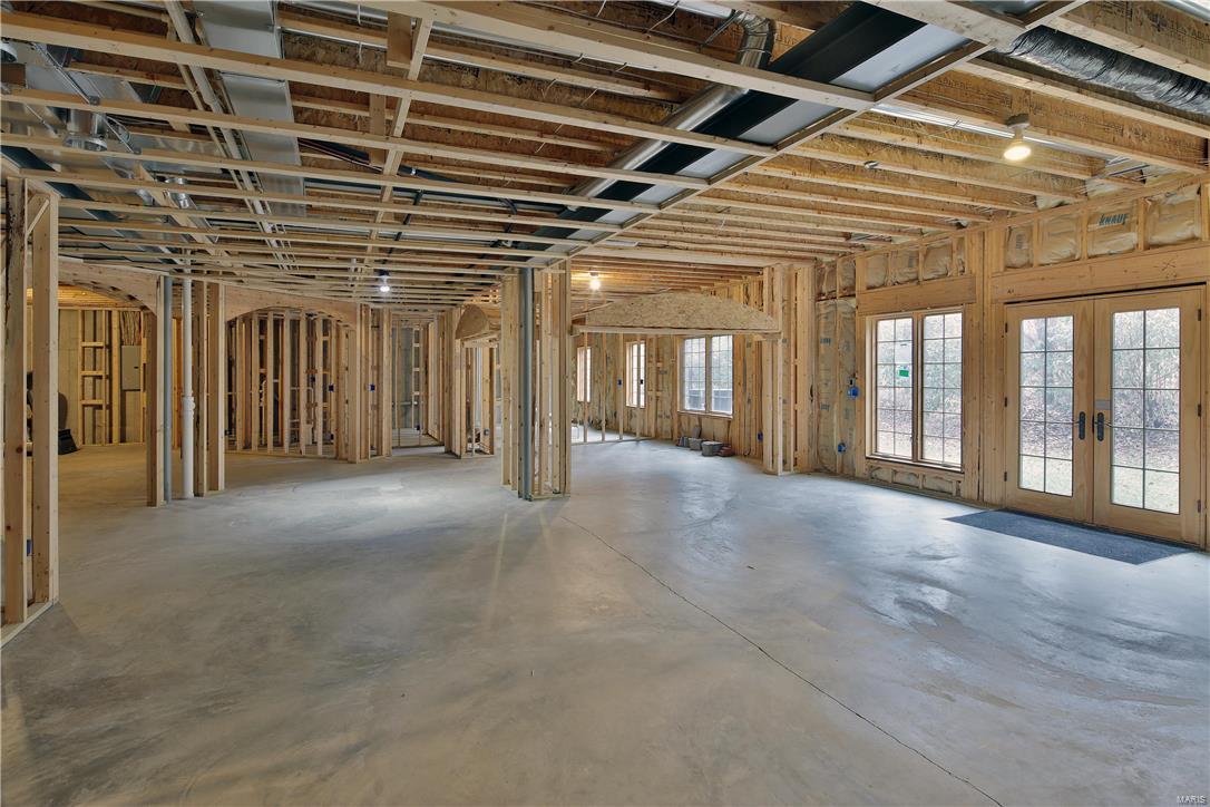 Ladue Court Villas - Residential