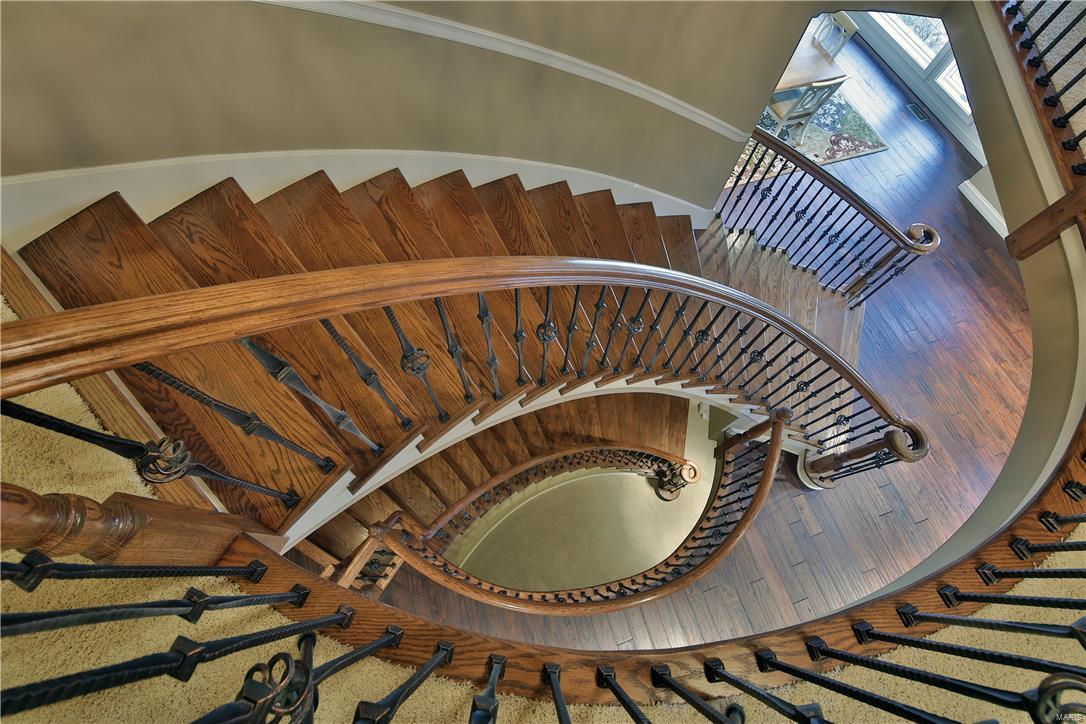 Ladue Court Villas - Residential