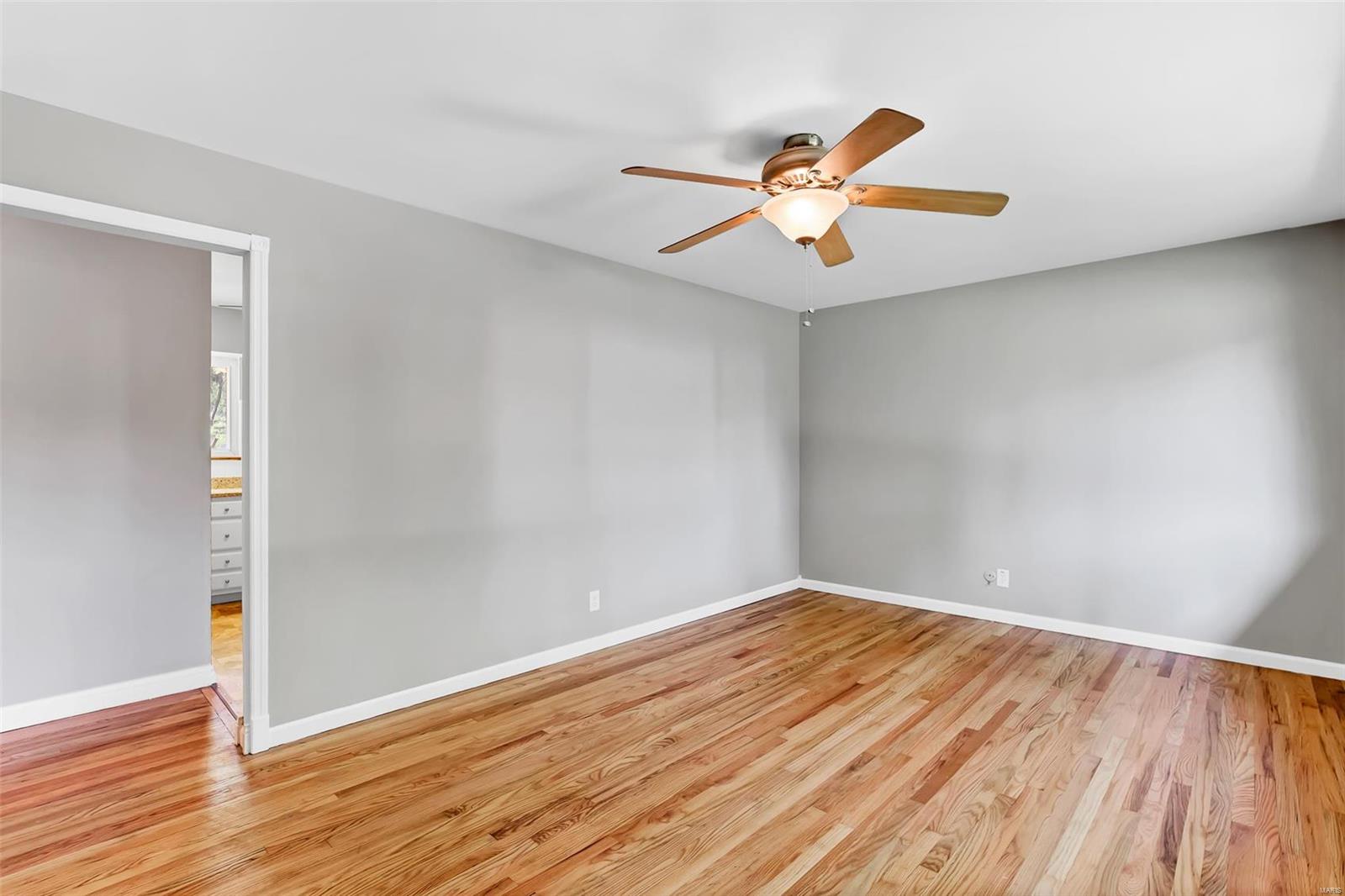 Florissant Meadows - Residential Lease