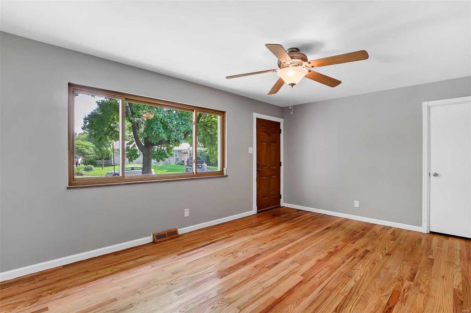 Florissant Meadows - Residential Lease