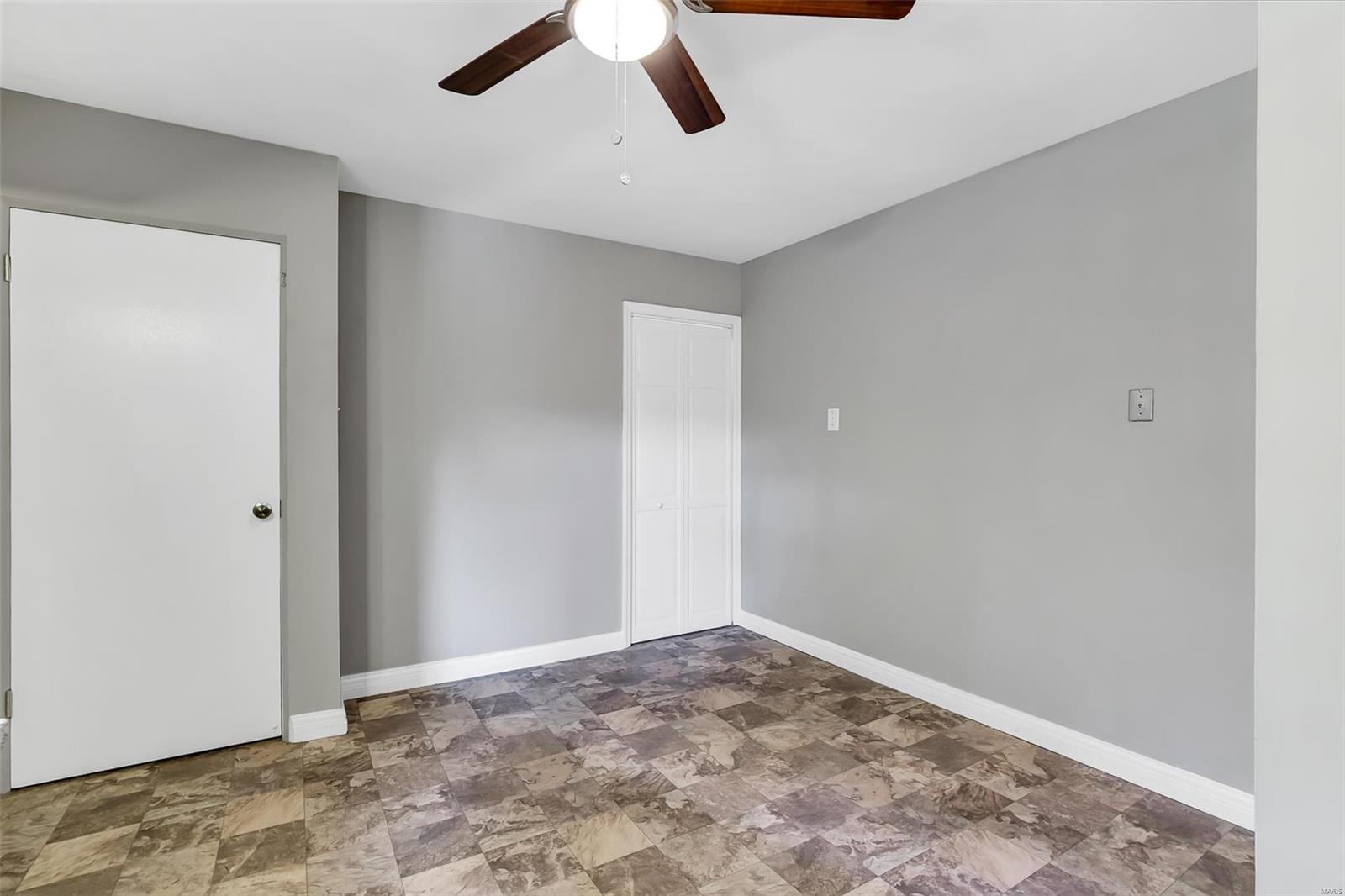 Florissant Meadows - Residential Lease