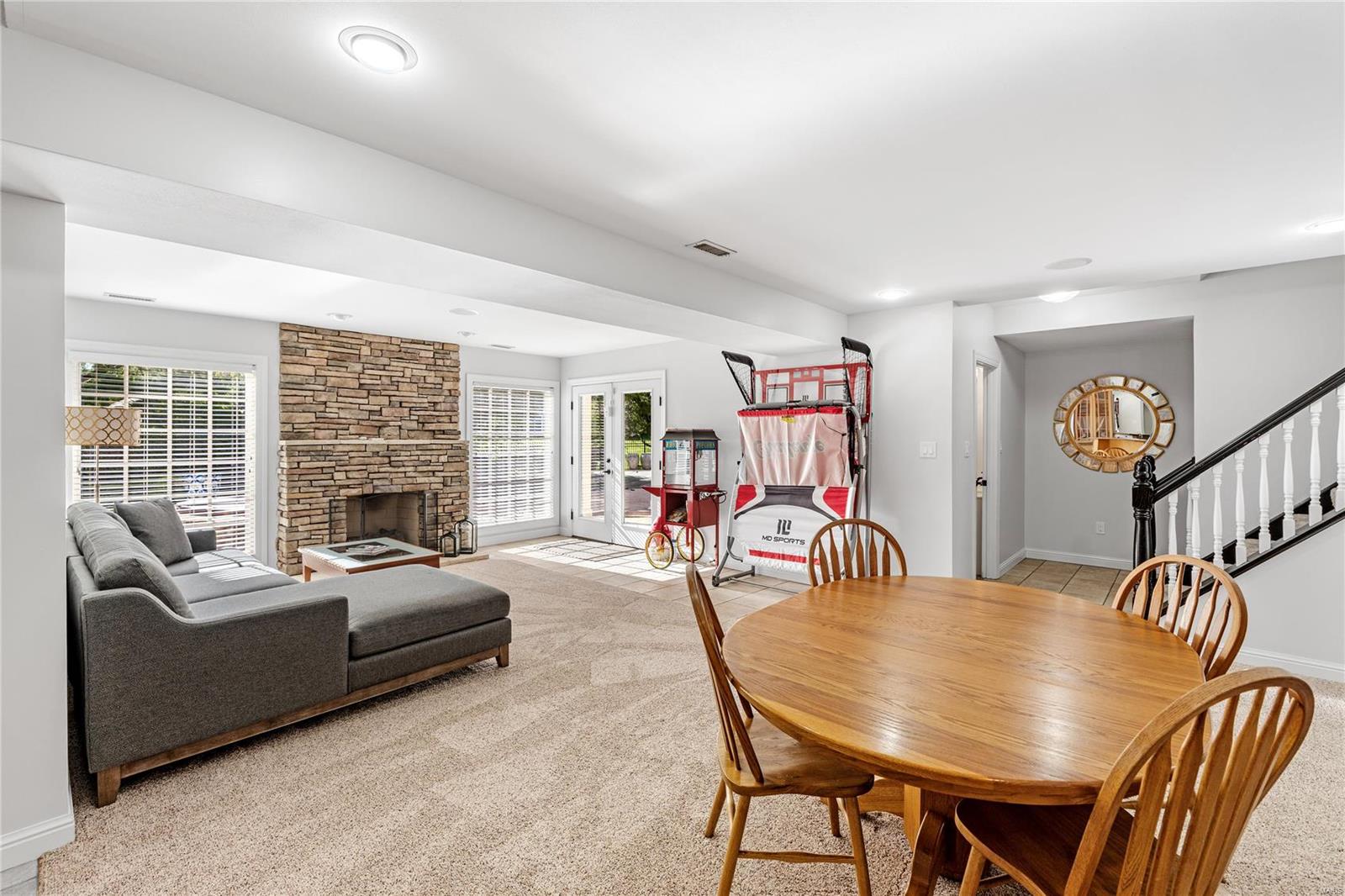 Manors Of Town & Country Bristol Manor - Residential