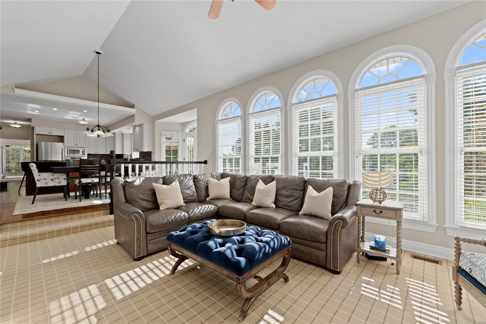 Manors Of Town & Country Bristol Manor - Residential