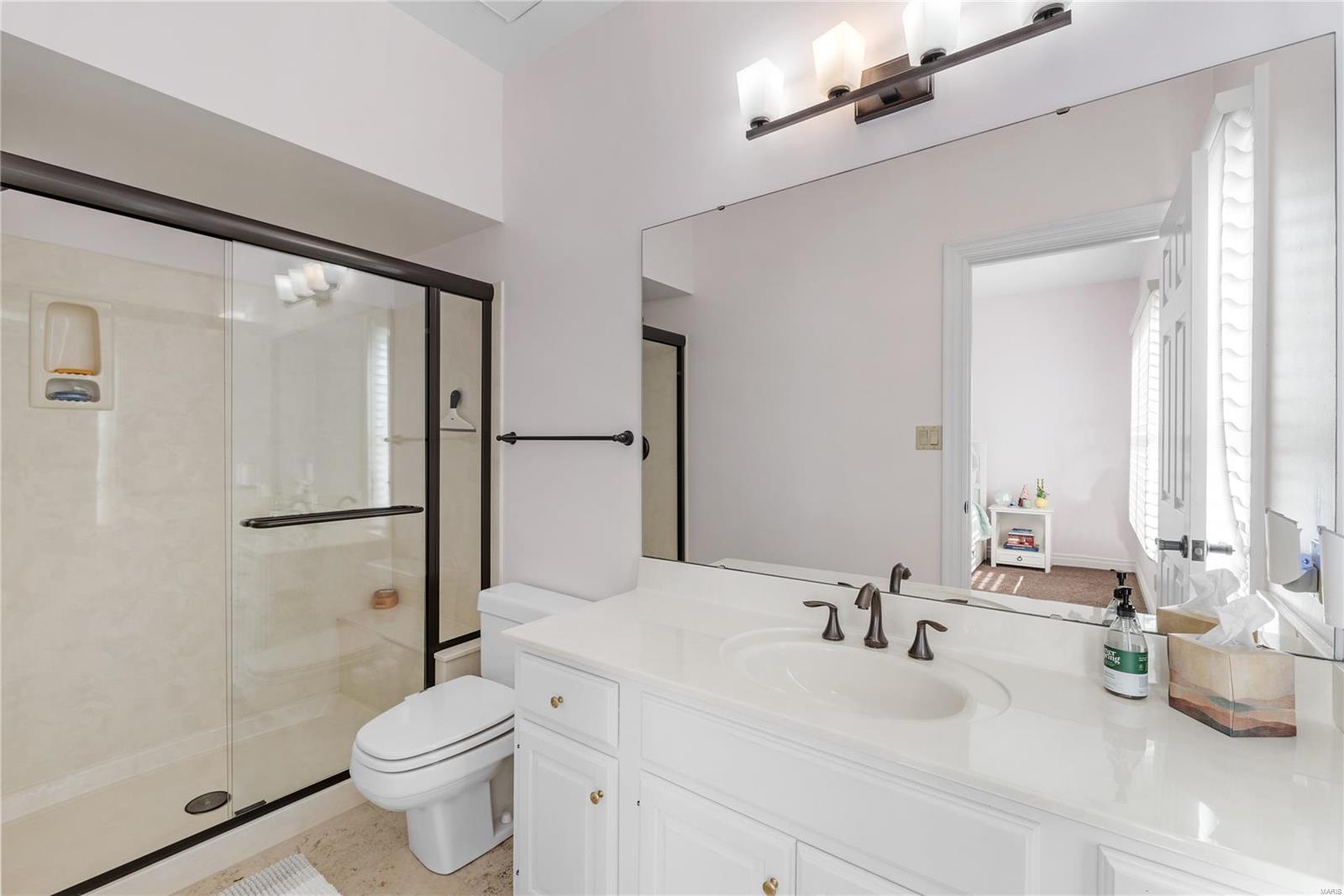 Manors Of Town & Country Bristol Manor - Residential