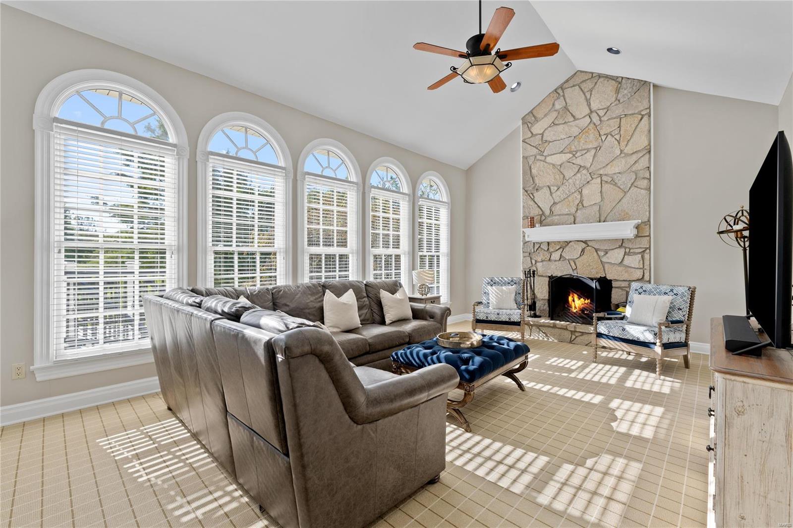 Manors Of Town & Country Bristol Manor - Residential