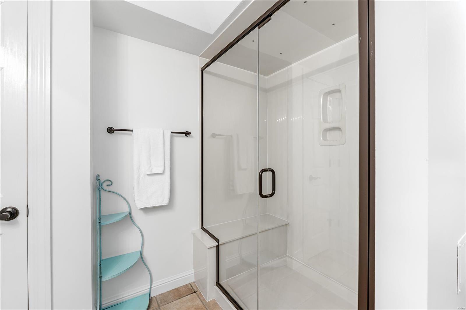 Manors Of Town & Country Bristol Manor - Residential