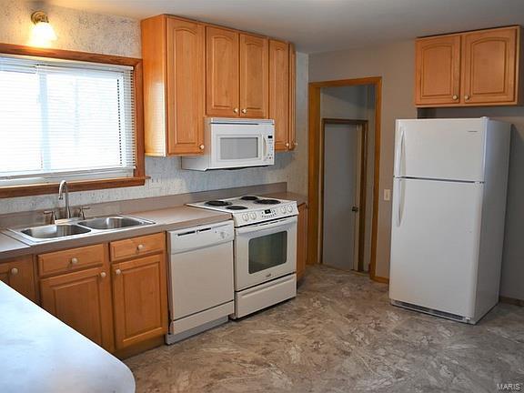 Flamingo Park 7 - Residential Lease