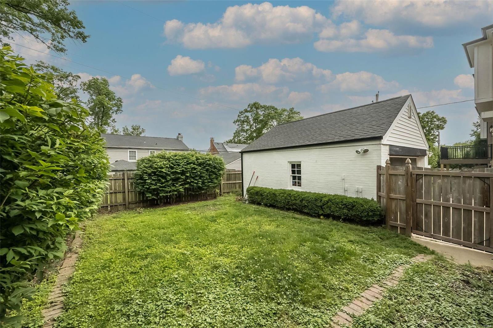 Clayton Gardens - Residential