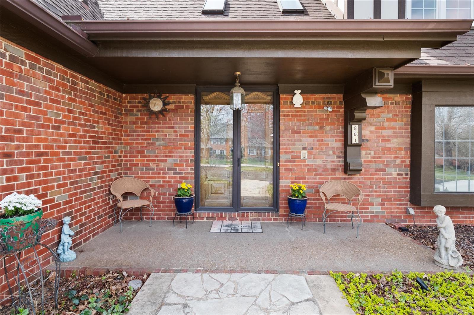 861 Bluespring Lane