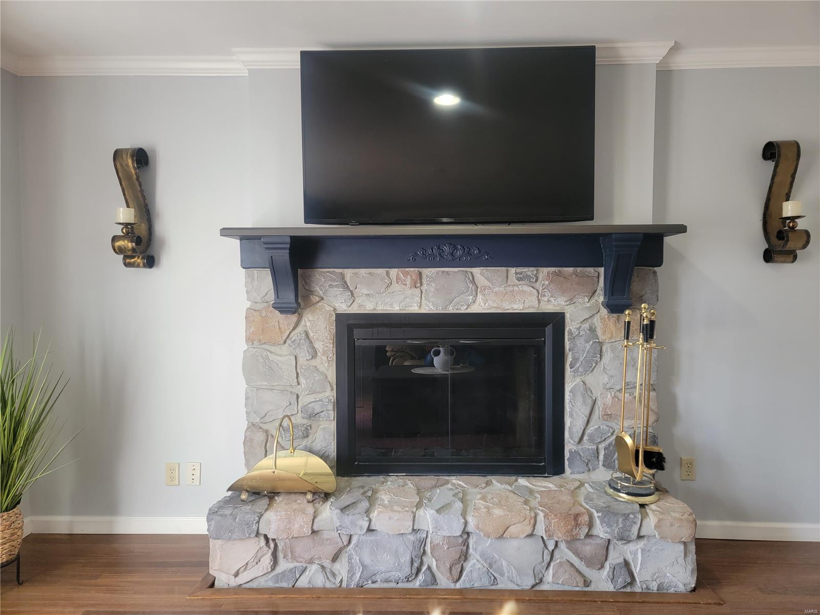 Char Bea Manor - Residential