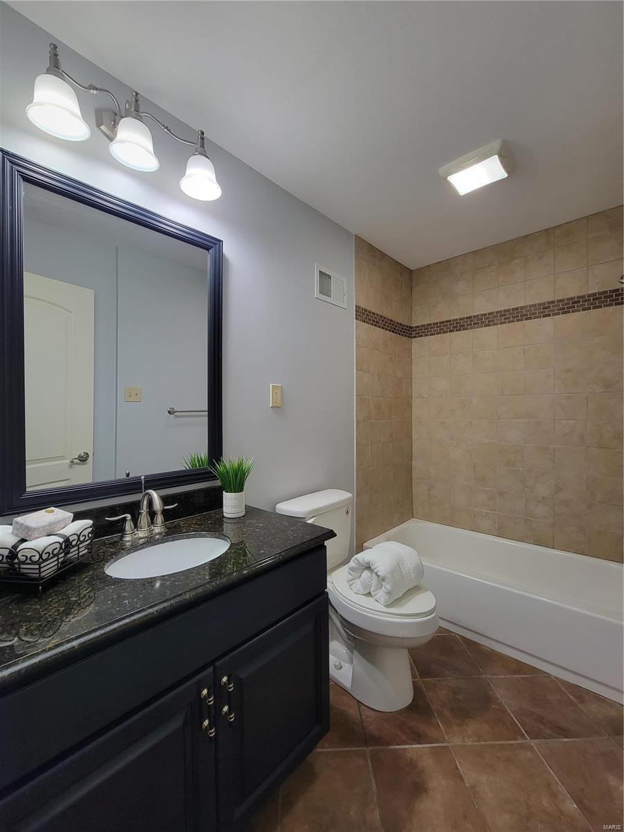 Char Bea Manor - Residential