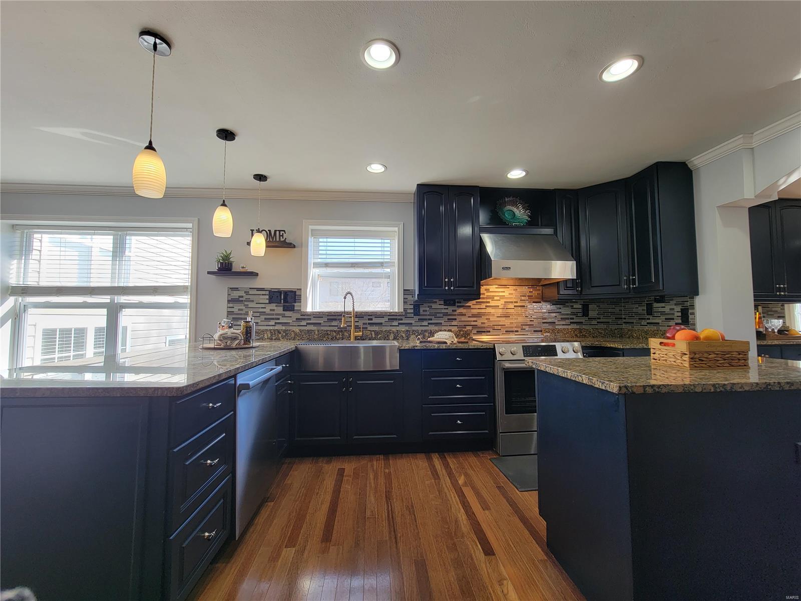 Char Bea Manor - Residential