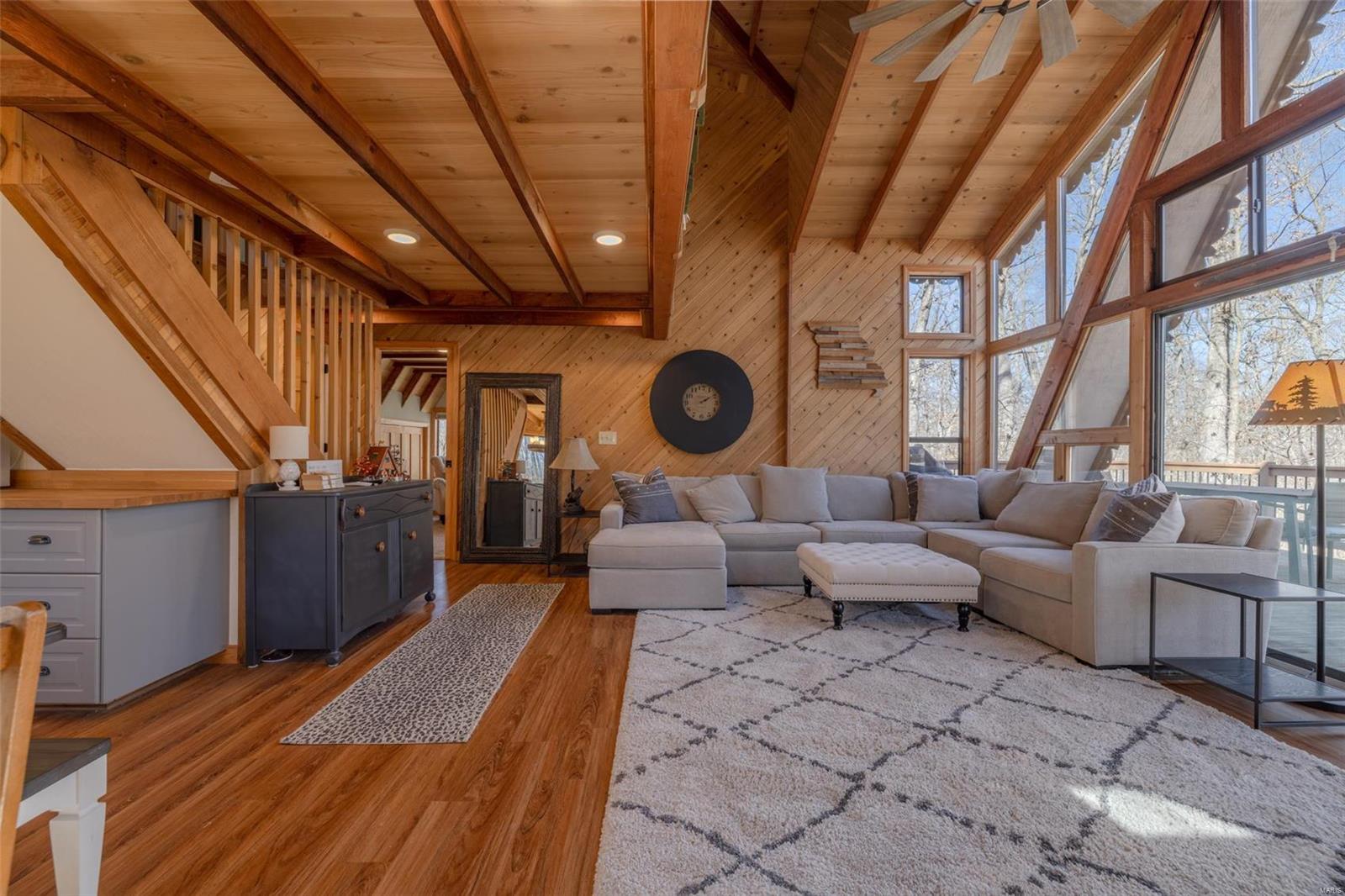 735 East Aspen Circle Drive