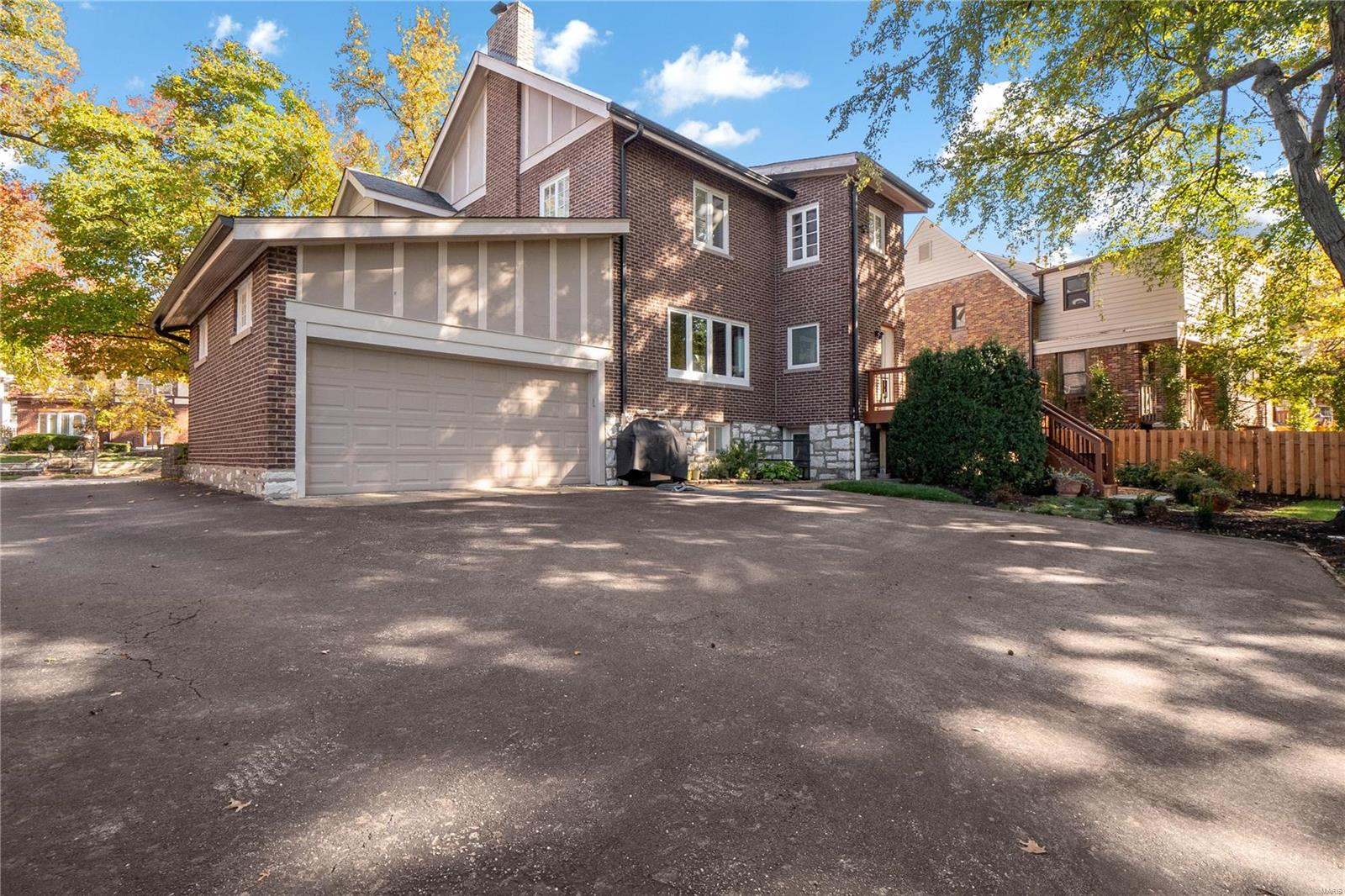 Wydown Forest - Residential