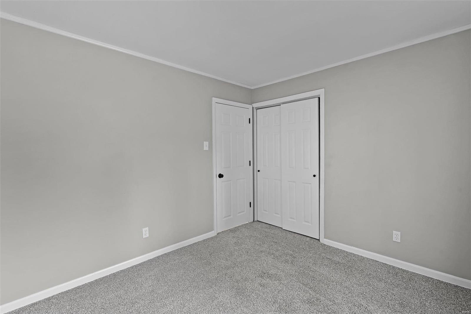 Lake James Manor 1 - Residential