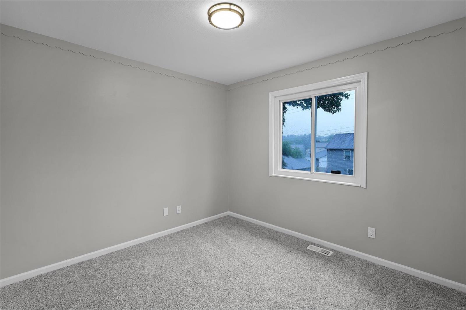 Lake James Manor 1 - Residential