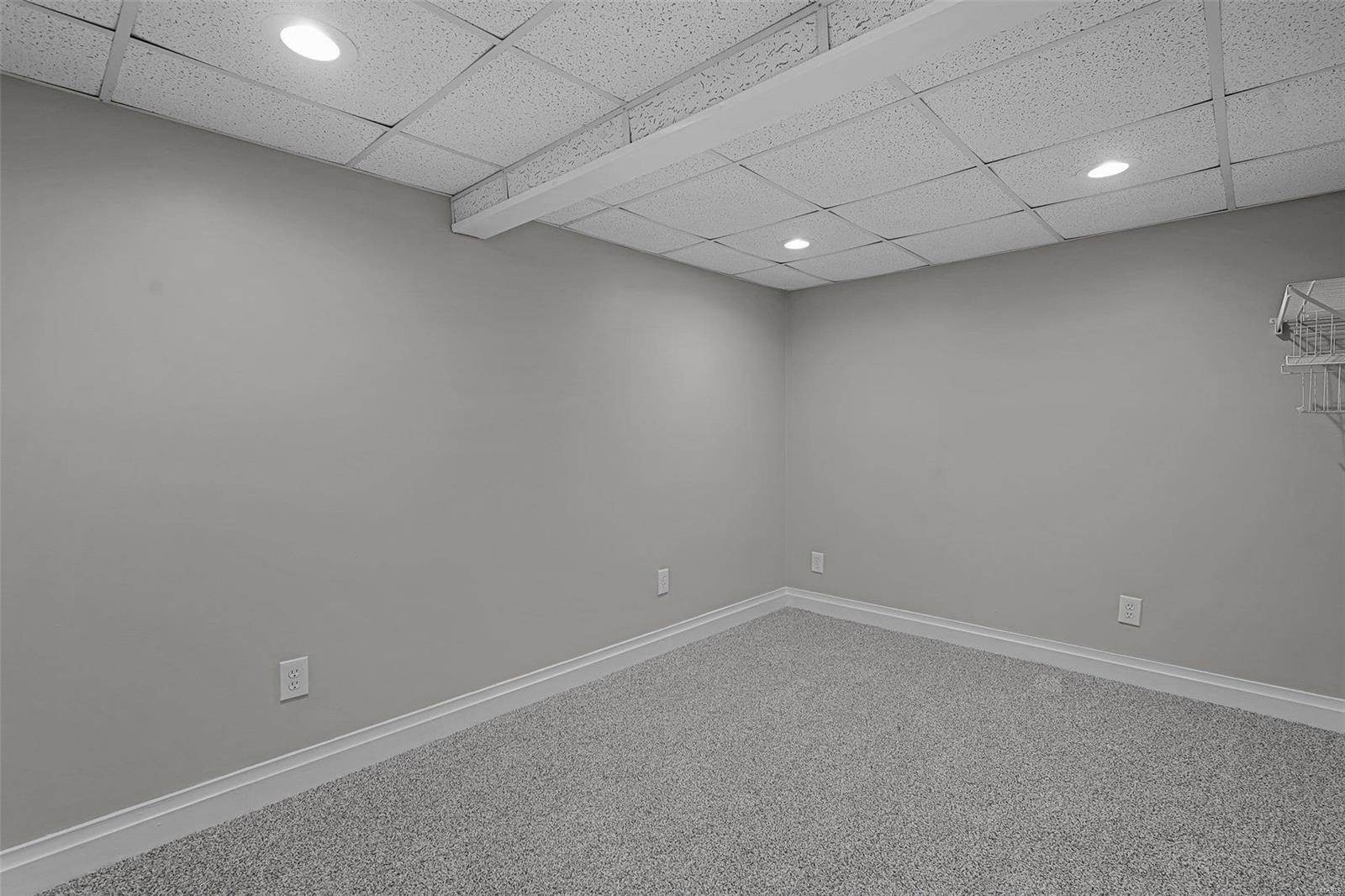 Lake James Manor 1 - Residential