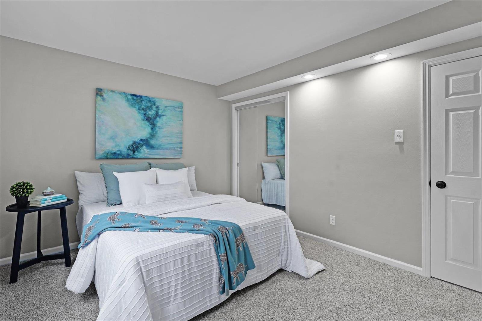 Lake James Manor 1 - Residential