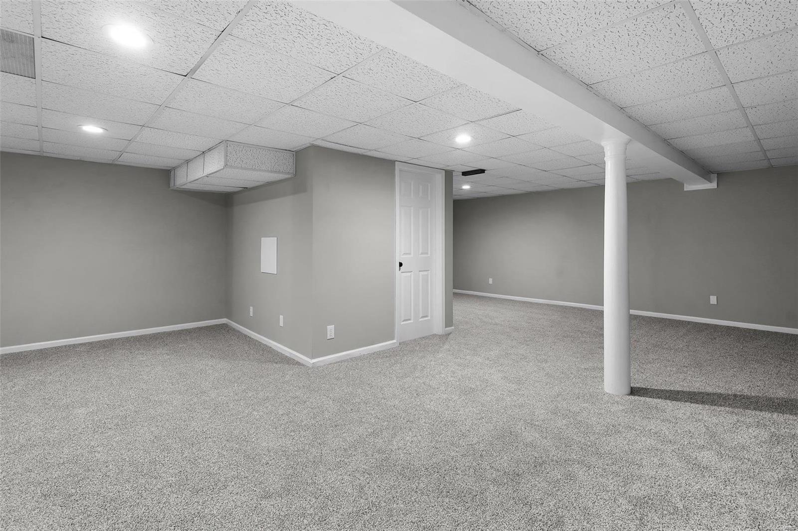 Lake James Manor 1 - Residential