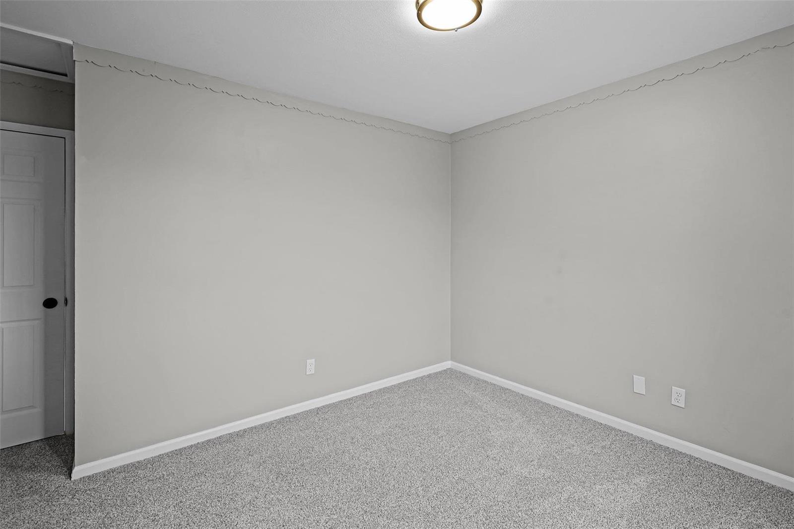 Lake James Manor 1 - Residential