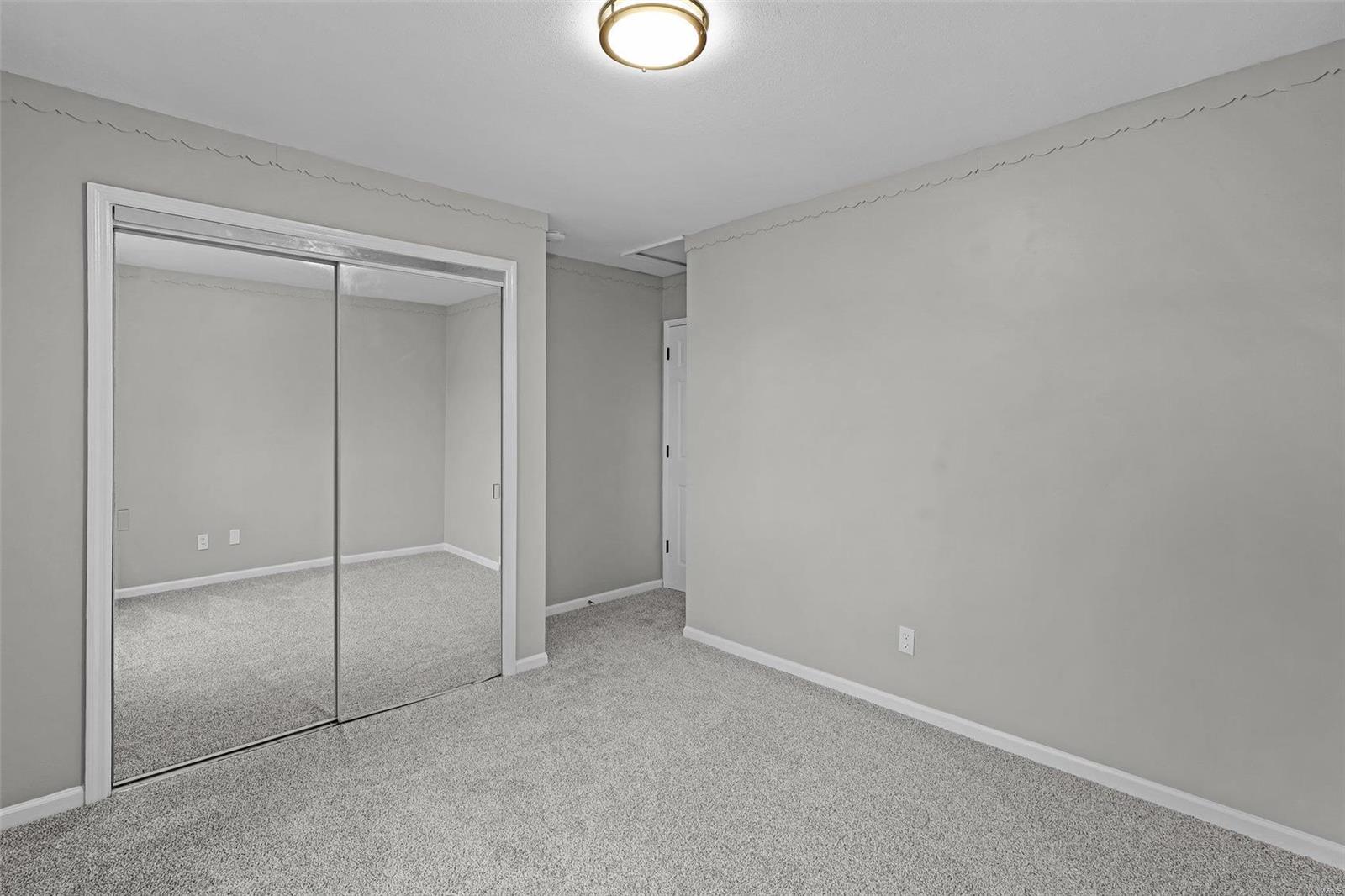 Lake James Manor 1 - Residential