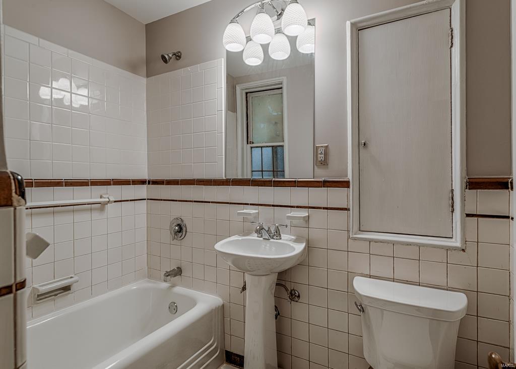 Moorlands Add - Residential Income