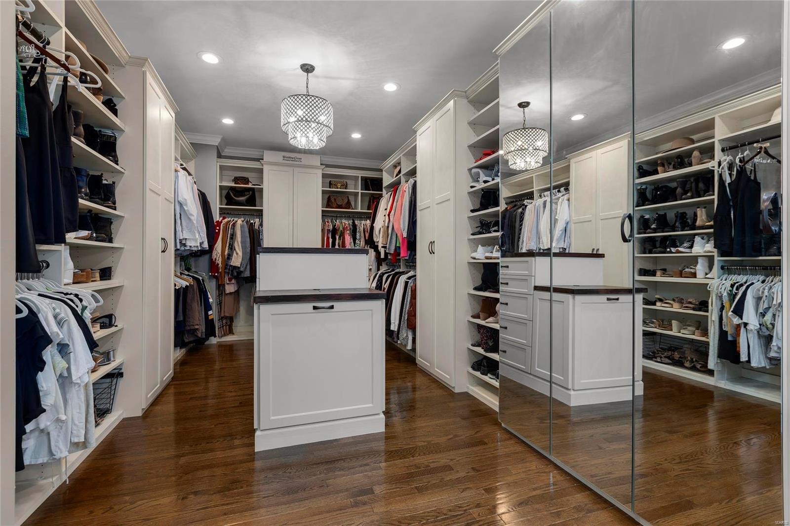 Country Lake Estates - Residential